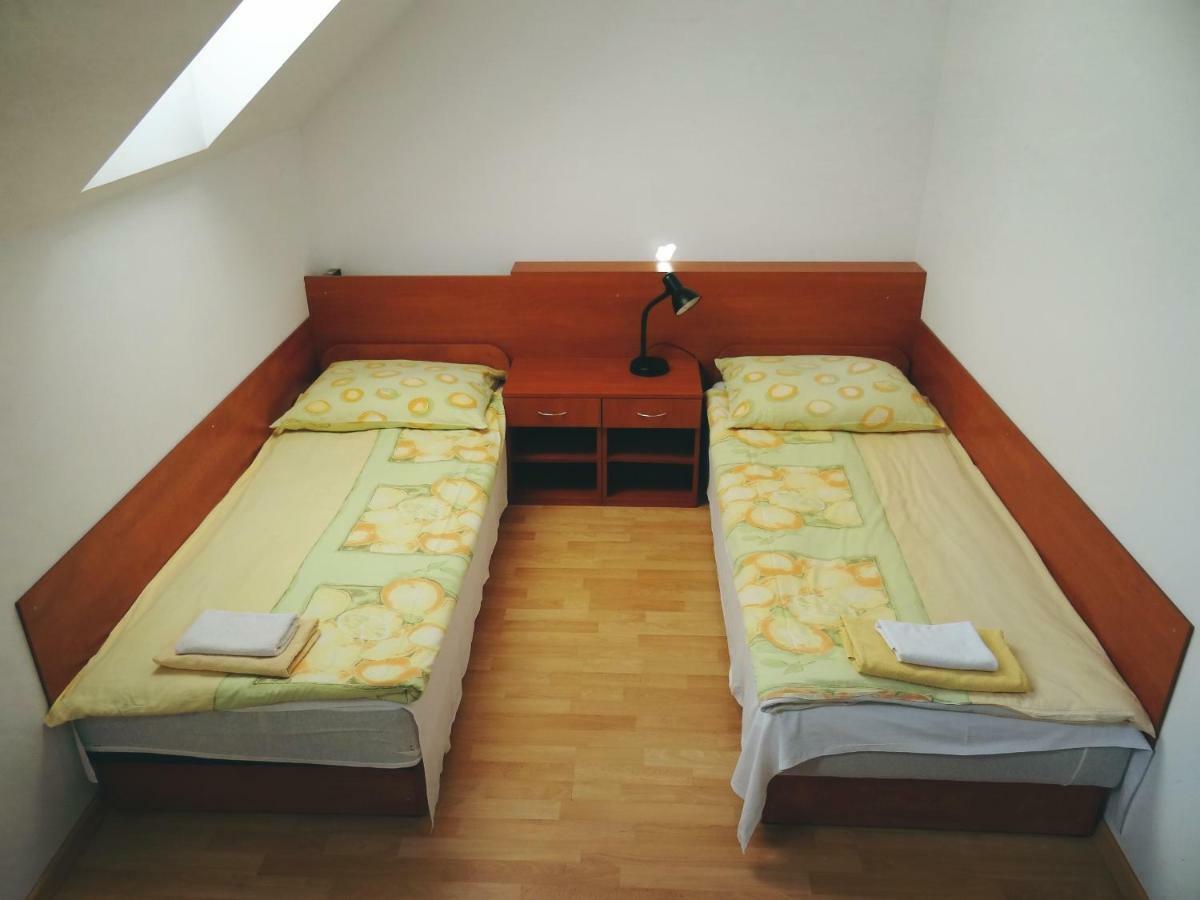 Ewa Bed & Breakfast *